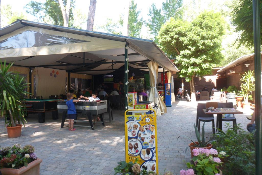 Campeggio Boscoverde Torre del Lago Puccini Buitenkant foto